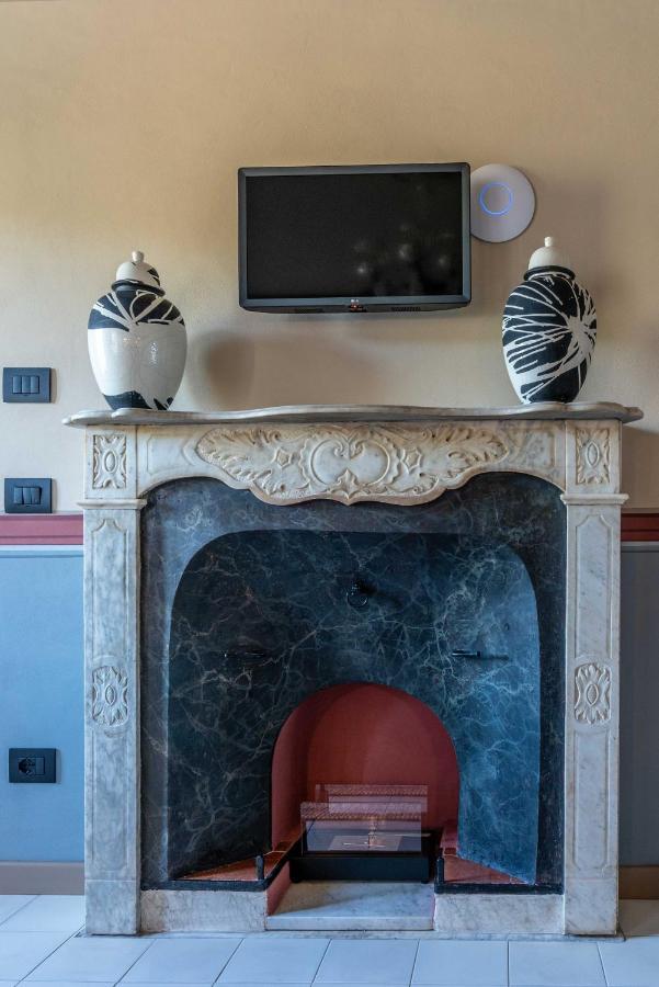B&B Palazzo Del Duca Черво Екстериор снимка